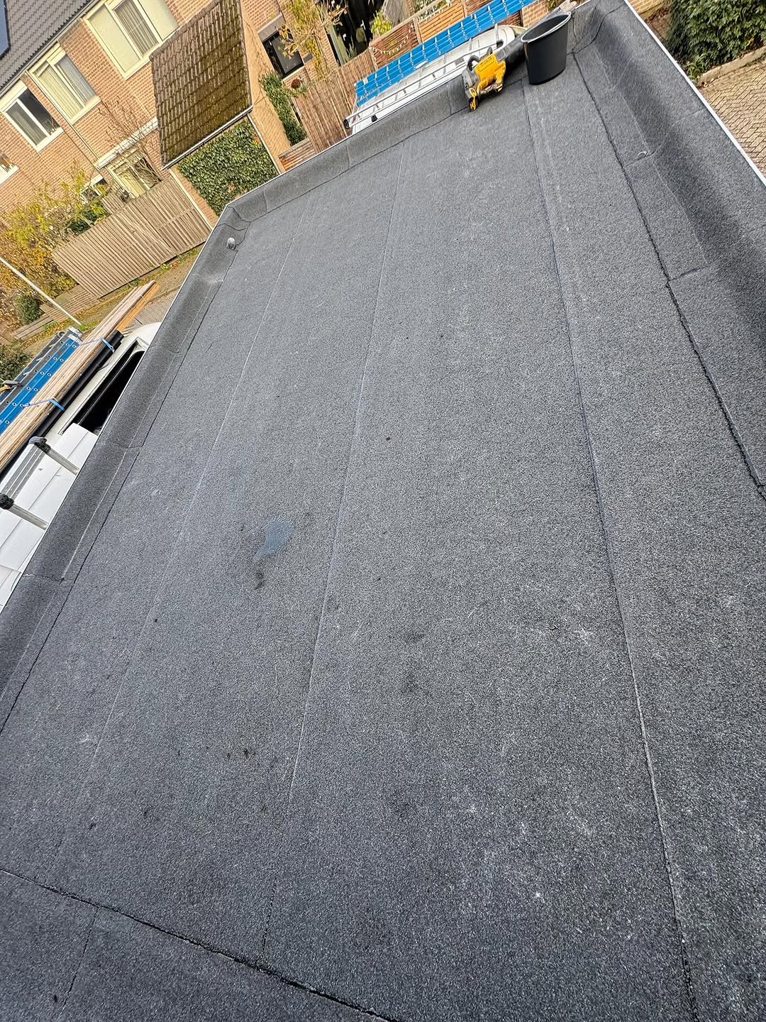 Bitumendak berging renovatie na gebrekkige uitvoering